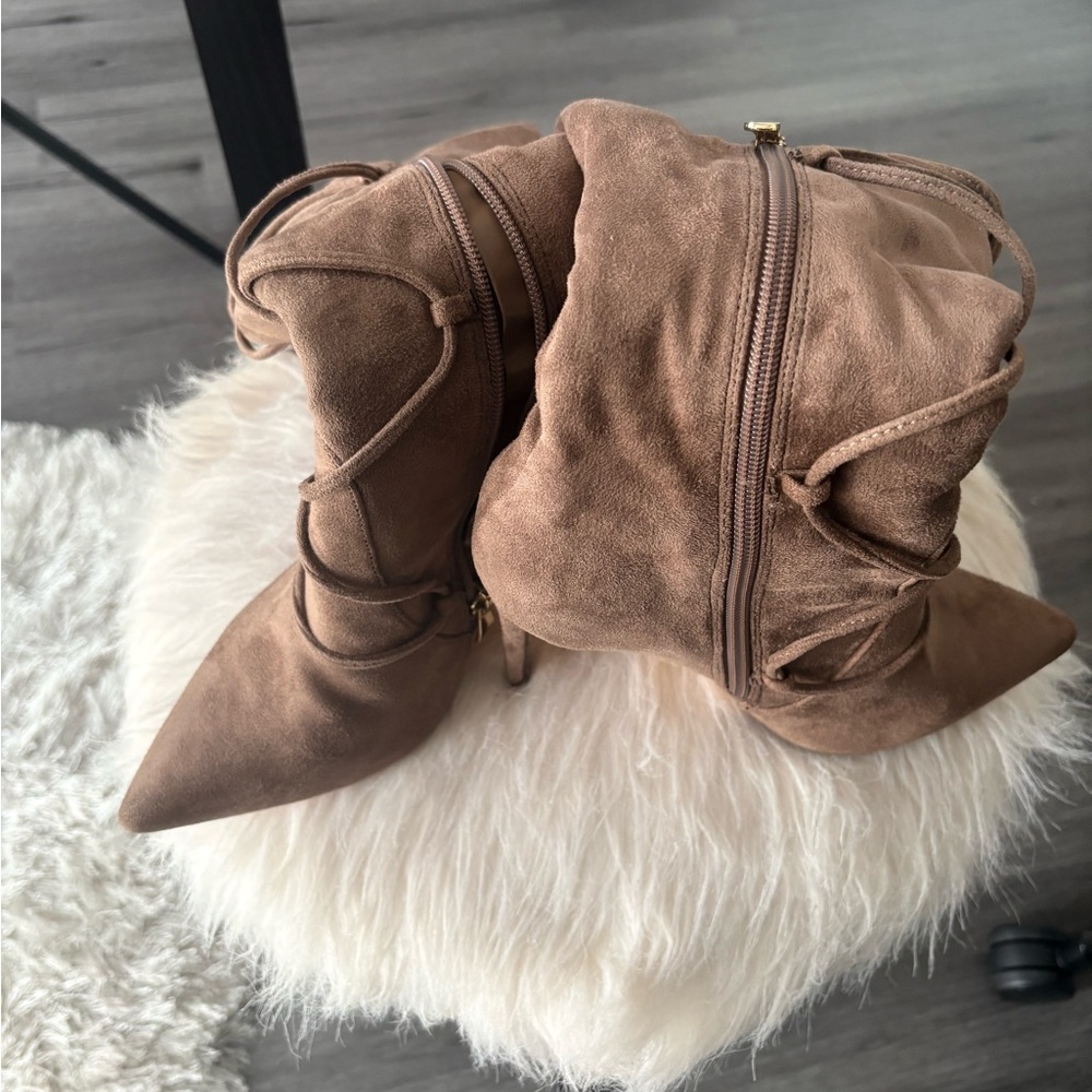 Over the knees high heels boots